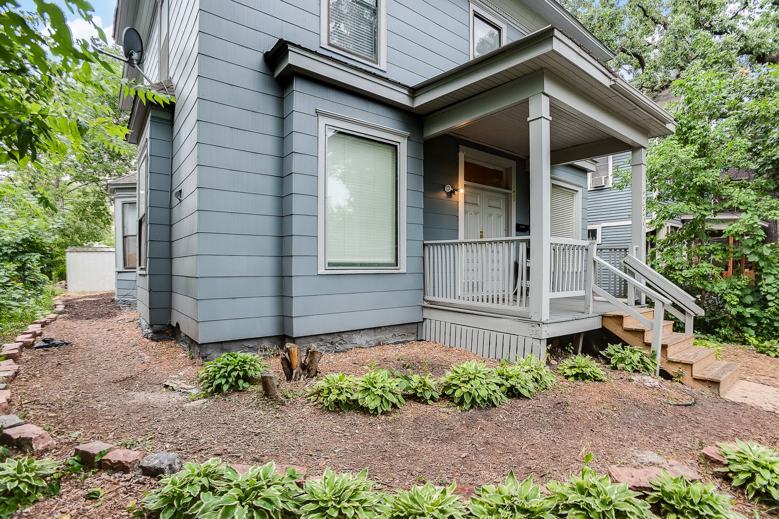 Property thumbnail image