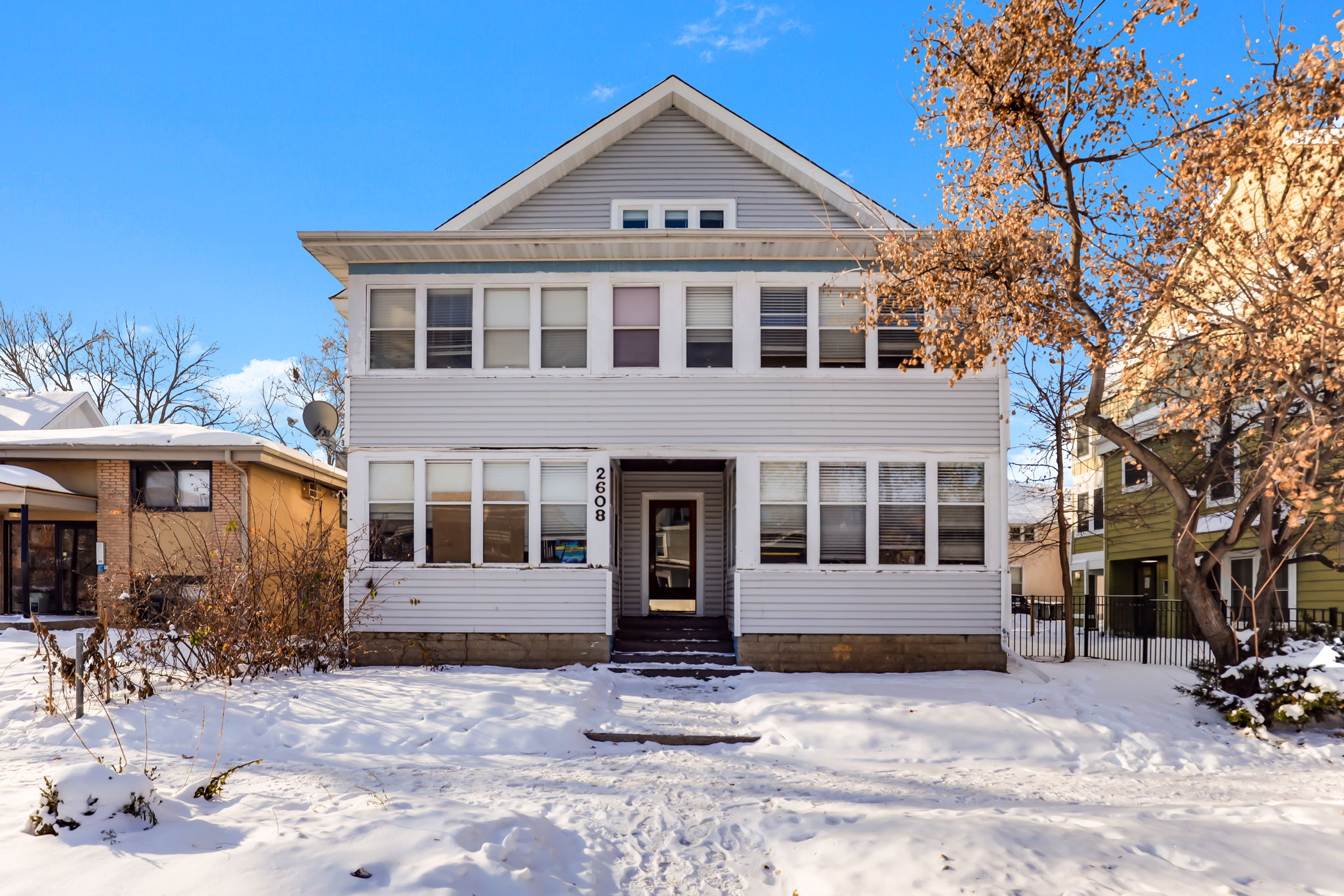 Property thumbnail image