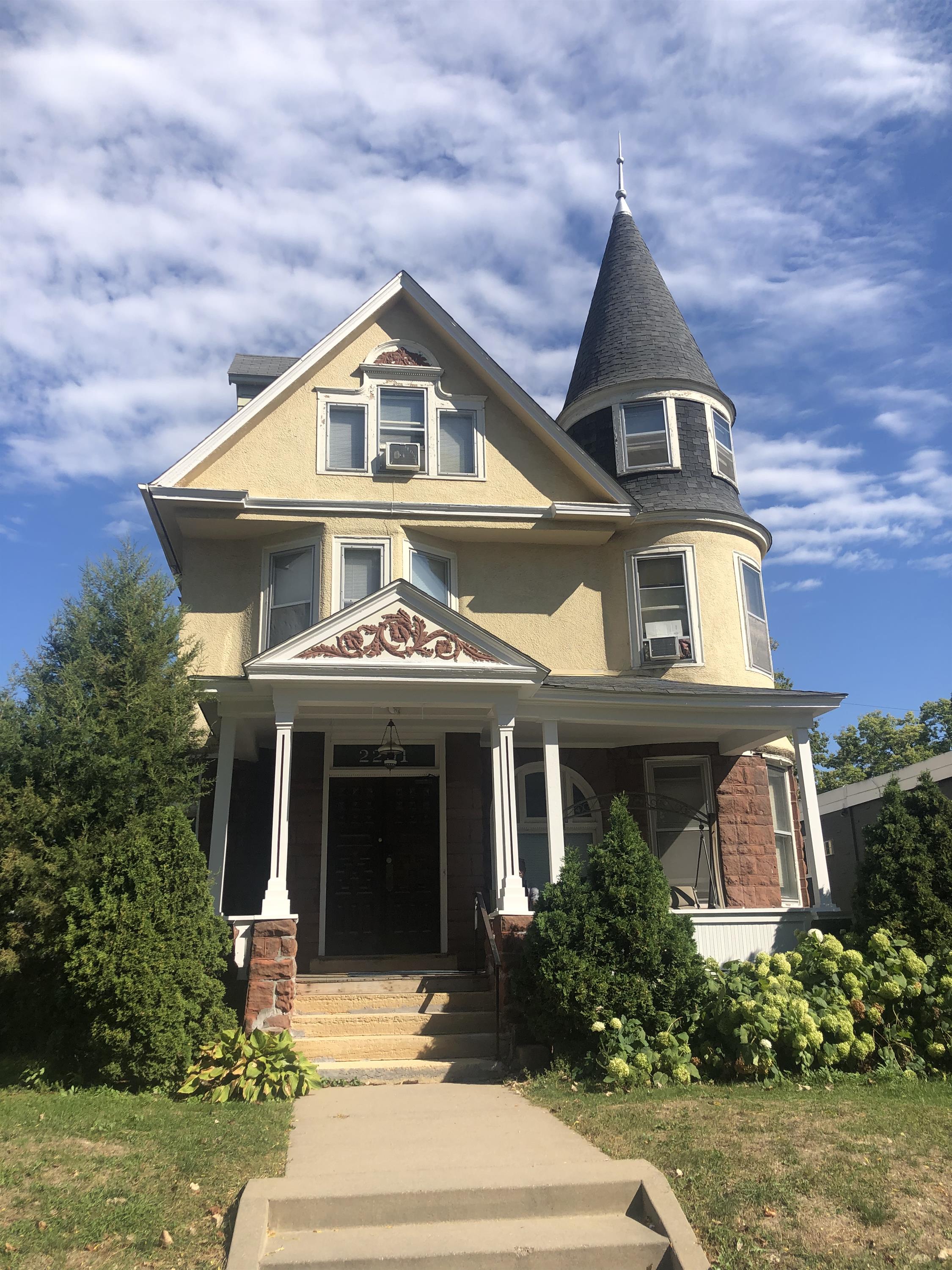 2201 Bryant Avenue South - 14