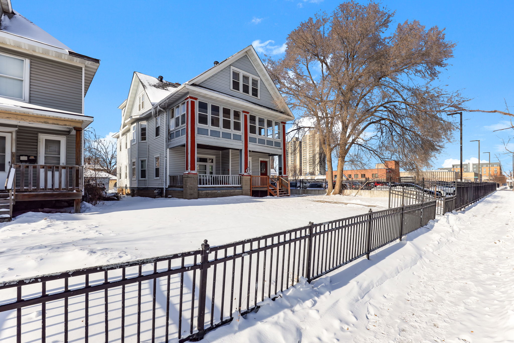 Property thumbnail image